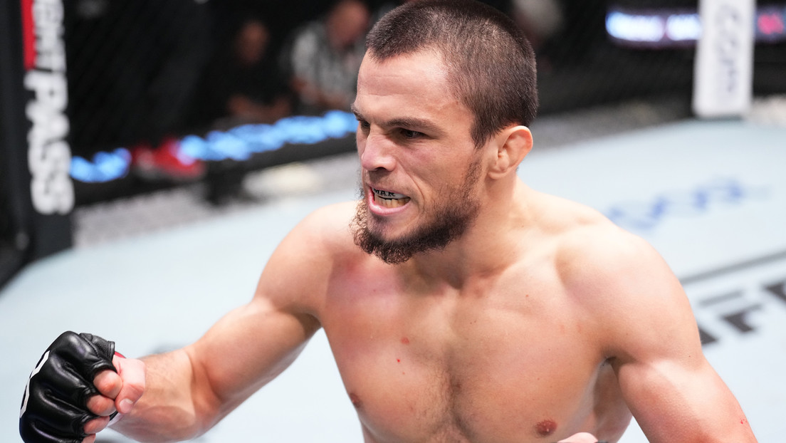 Umar Nurmagomédov vence a Raoni Barcelos en la UFC con un rotundo nocaut en el primer asalto