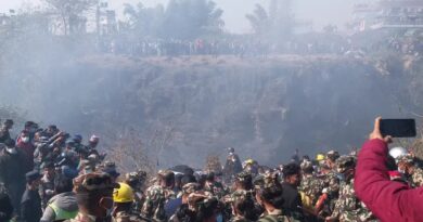 Un avión con más 70 personas a bordó se estrelló en Nepal: hay al menos 25 muertos