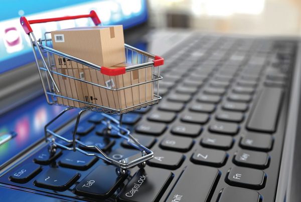 Comercio electrónico crece 7.7% entre 2021 y 2022