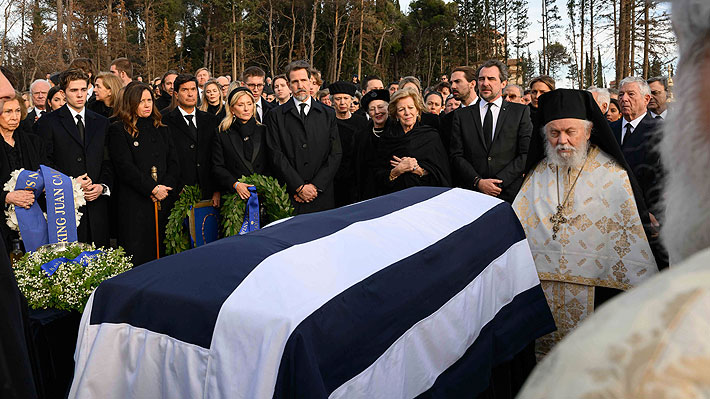 Realeza europea despide a Constantino II, el último monarca griego: No hubo homenaje oficial