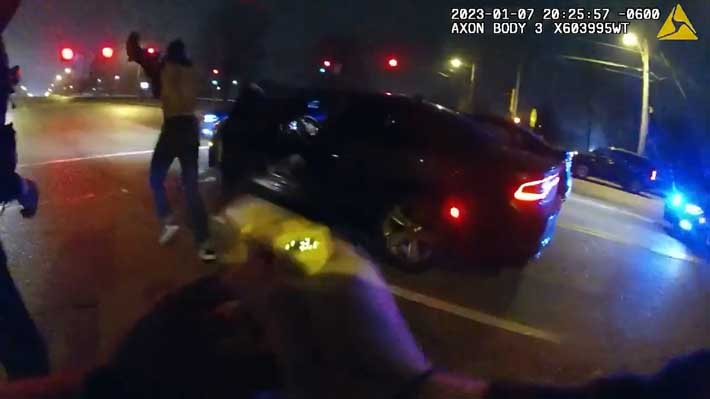 Liberan videos que muestran mortal agresión policial contra joven afroamericano tras su detención en Memphis