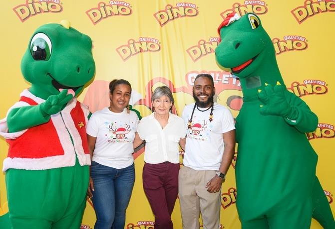 Galletas Dino celebra la Navidad llevando alegría a los niños