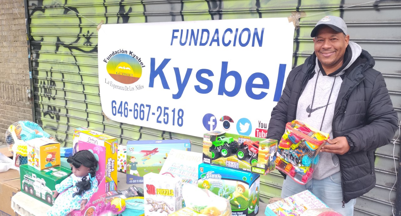 Salcedo Cargo Express y fundaciones entregarán juguetes a cientos de niños en el Alto Manhattan por Día de Reyes