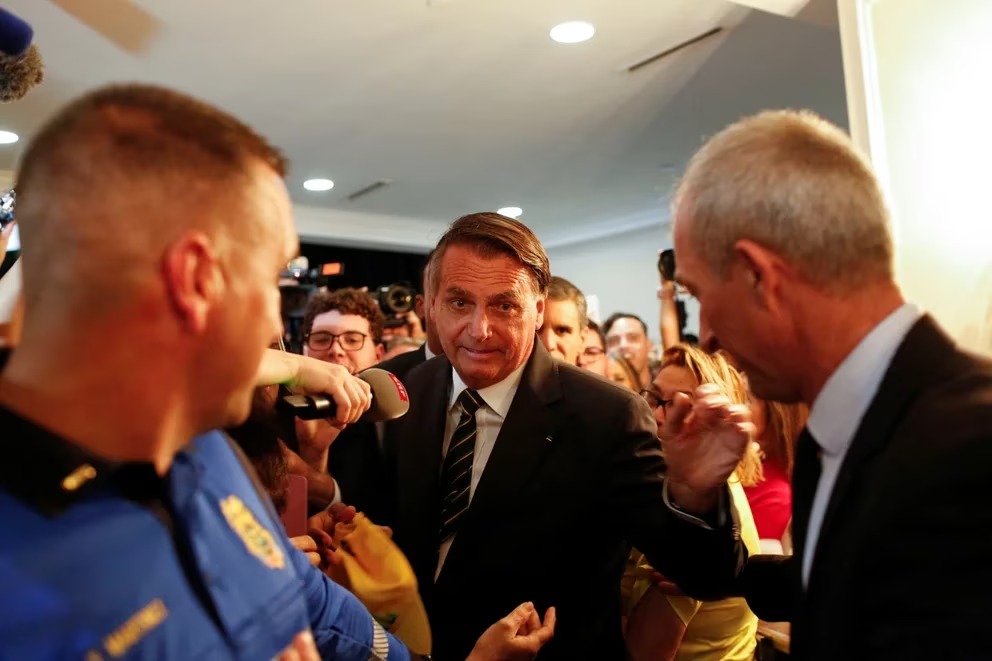 Bolsonaro aseguró desde EEUU que regresará a Brasil en las próximas semanas