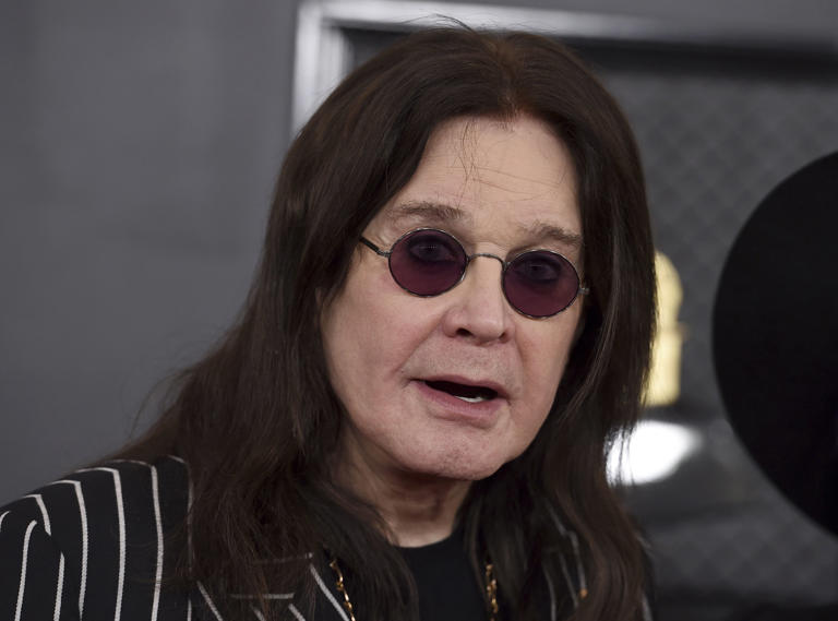 La leyenda del rock Ozzy Osbourne cancela su gira porque “ya no se siente físicamente capaz” de llevarlas a cabo