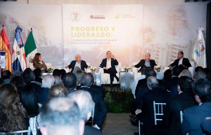 Luis Abinader reitera su defensa a alianzas entre sector público y privado