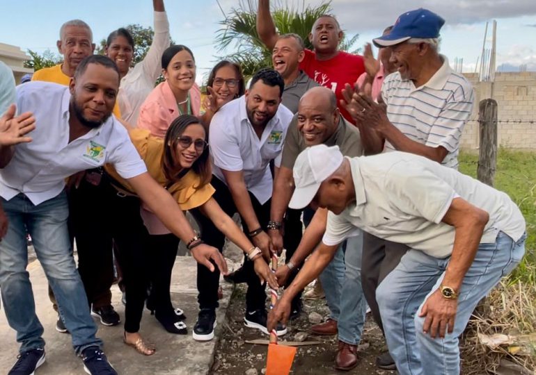 Ayuntamiento de Angelina en Sánchez Ramírez inicia transformación del polígono central