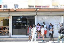 Asaltan joyería en Santo Domingo Este; Policía Nacional mata a dos de los presuntos delincuentes
