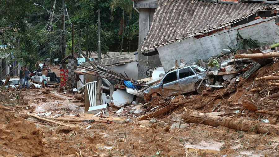 Aumentan a 45 los muertos tras las fuertes lluvias en Brasil