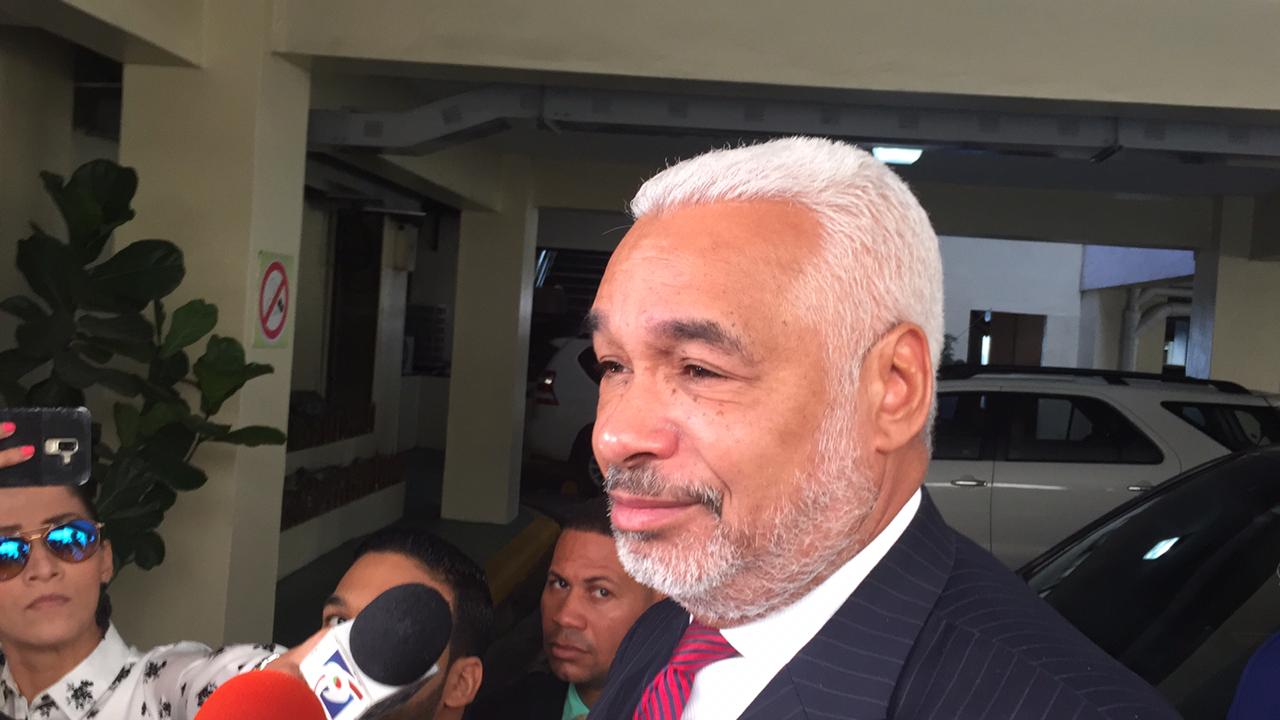 Radhamés Camacho acusa al PRM de arrebatarle la esperanza y alegría al pueblo