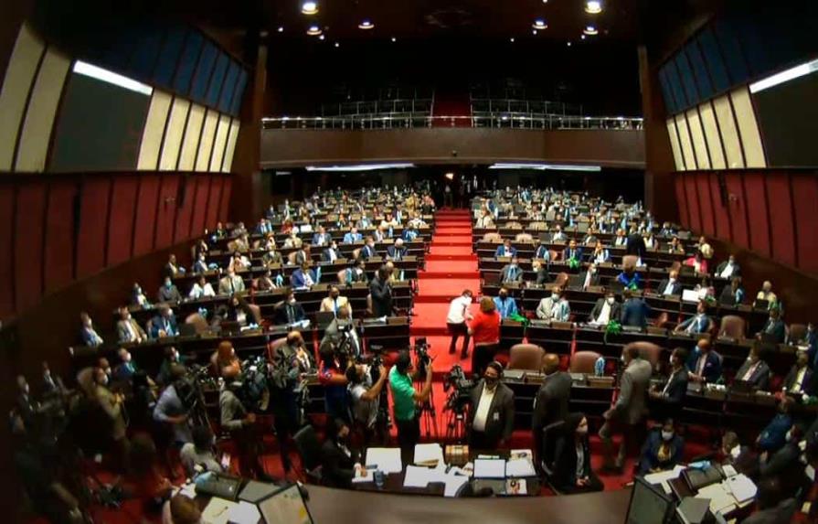 Grupo de diputados no duda el Código Penal será aprobado