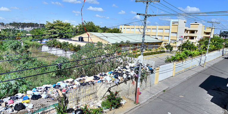 Cólera causa temor en Los Solares, SDE