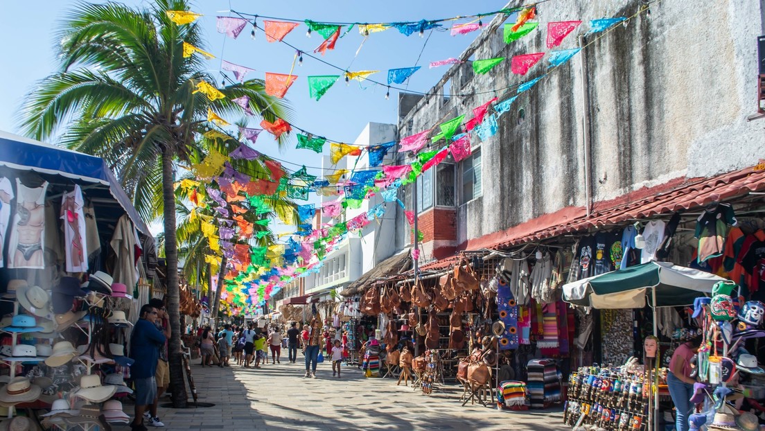 Detienen a 15 personas tras balacera en una famosa playa mexicana de Quintana Roo