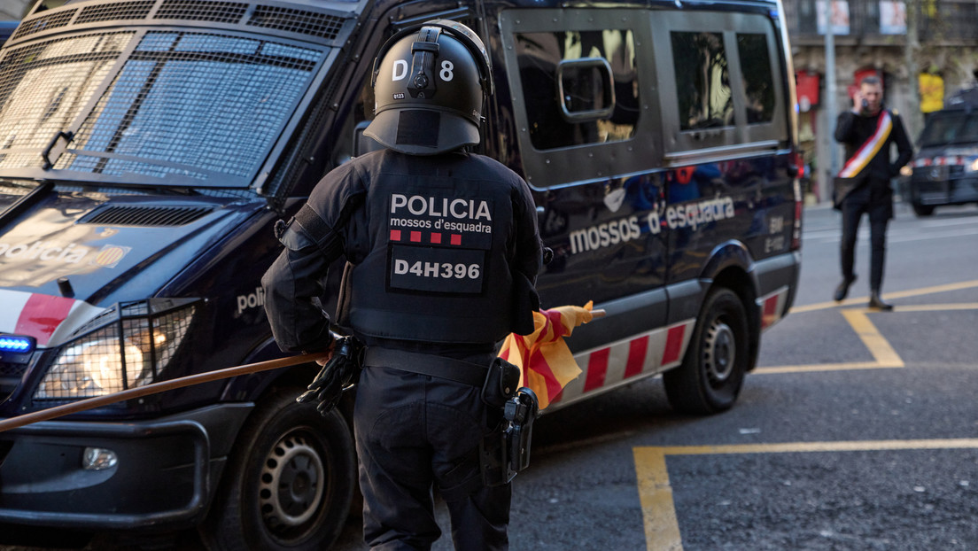 Detienen en España al padre de dos hermanas asesinadas en Pakistán en un 'crimen de honor'
