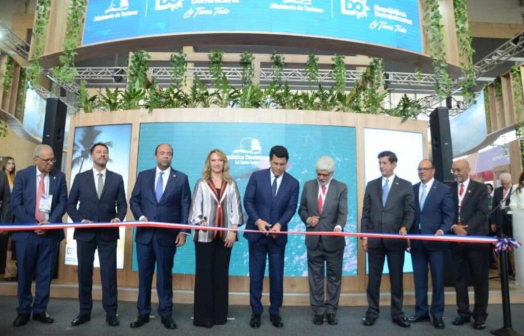 Presidente Petro inaugura feria Anato con República Dominicana como país invitado