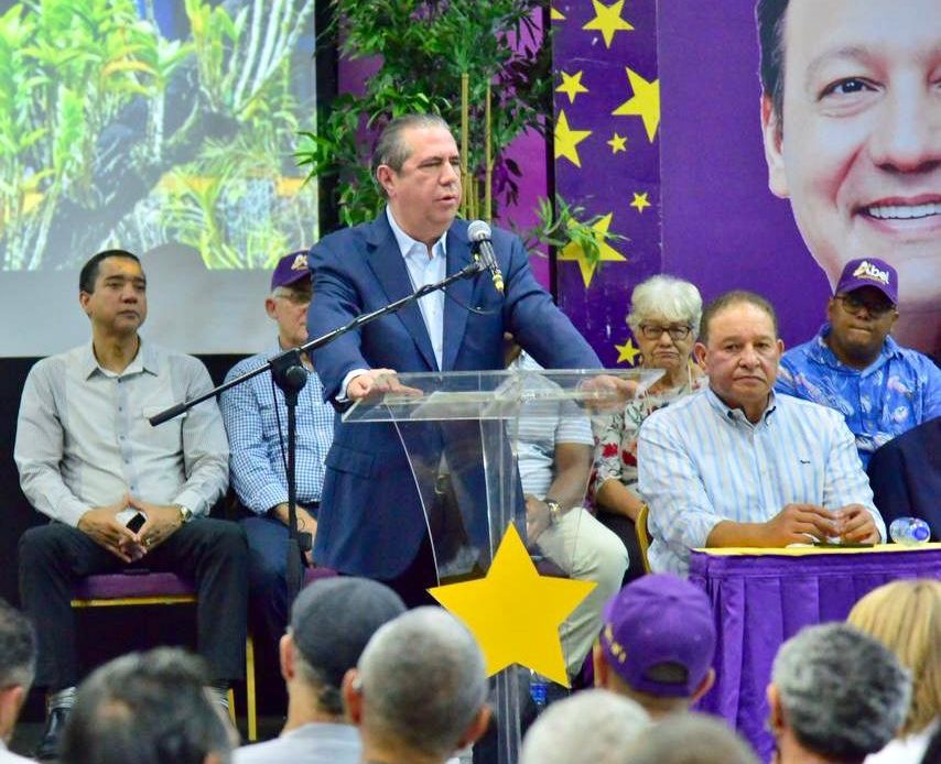 Francisco Javier García advierte que errores de Abinader traerán graves consecuencias al país