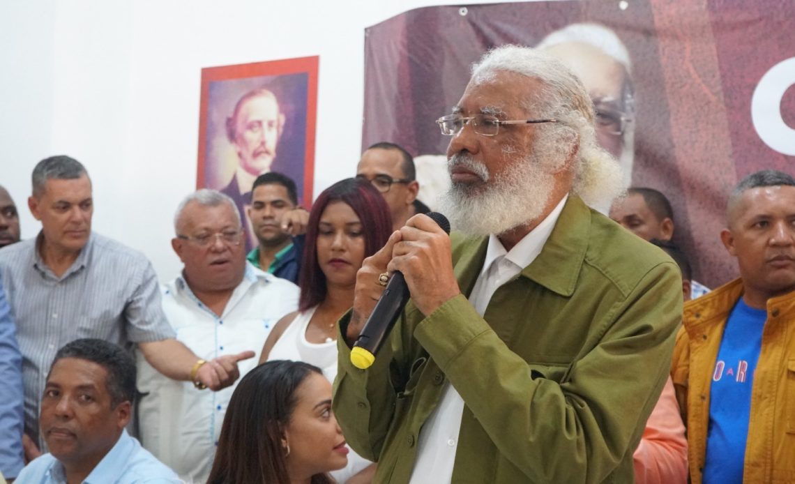 Juan Hubieres dice Movimiento Rebelde designa comisión para establecer alianza ganadora