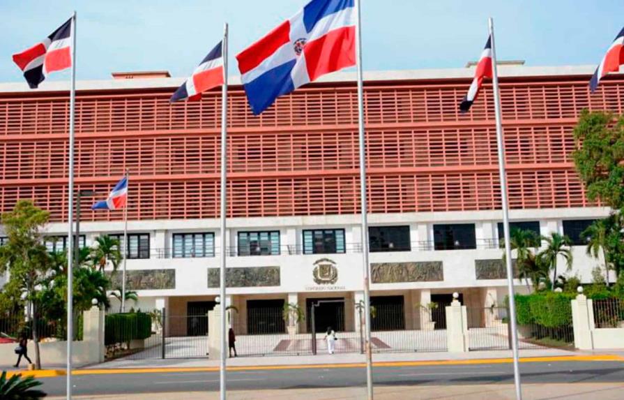 Congreso enfrenta semana crucial para aprobar leyes