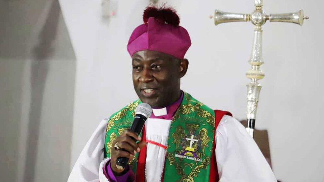 La Iglesia de Uganda inicia la ruptura con la Iglesia de Inglaterra tras la decisión de bendecir a homosexuales