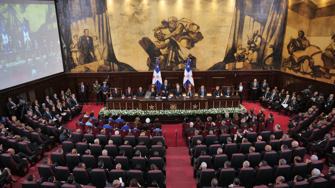 Presidente Abinader destaca solidez económica del país con un PIB en 2022 de 4.9 %, superior al promedio de América Latina