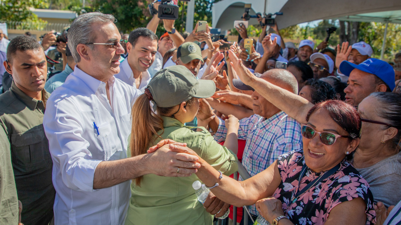 Presidente Abinader inaugurará siete obras este sábado y domingo en provincias Santo Domingo y Barahona