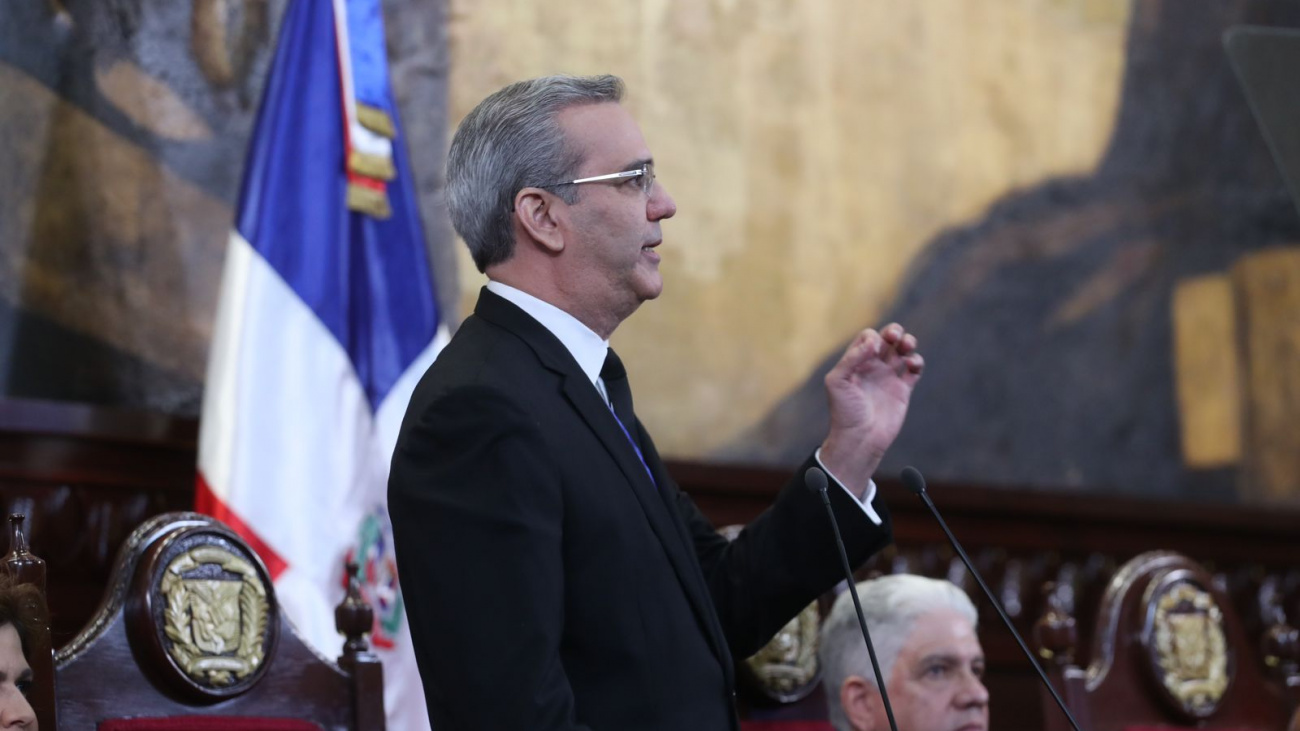 Presidente Abinader resalta inversión de más de RD 90,000 millones en 271 obras de infraestructura durante 2022