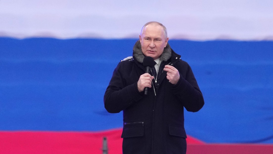 Putin: "En la protección de nuestros intereses, de nuestra cultura, de nuestra lengua, todo nuestro pueblo es defensor de la patria"