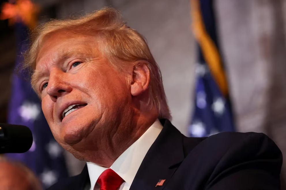Trump testificará en la demanda en su contra por difamación presentada por una periodista que lo acusó de violación