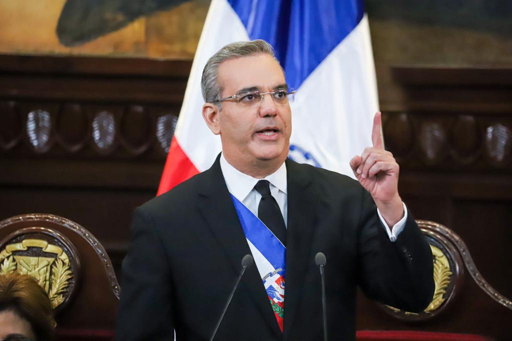 ¿Dejó Abinader abierta su reelección?; comparó sus realizaciones con las de Leonel y Danilo