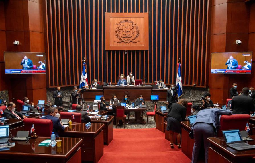 Senado aprueba el Código Penal en primera lectura sin las tres causales