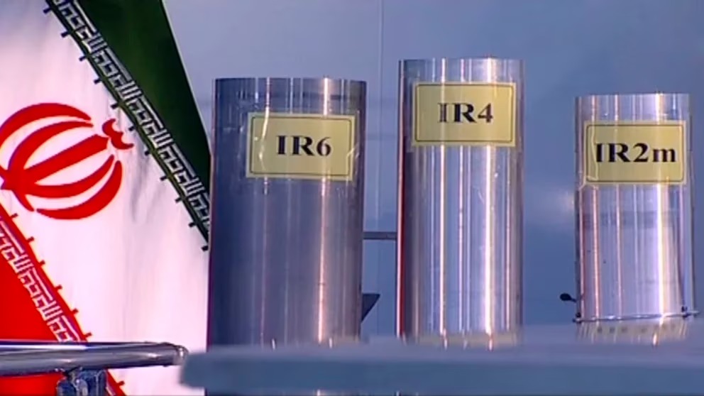La Agencia de Energía Atómica inició conversaciones con Irán tras el hallazgo de uranio suficiente para fabricar un arma nuclear