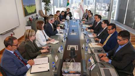 Senadores de EE.UU. impulsan la reimposición de aranceles a la importación de acero mexicano