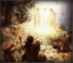 PALABRA DE DIOS SABADOS DE LECTURA Sus vestiduras se pusieron esplendorosamente blancas, con una blancura que nadie puede lograr sobre la tierra.