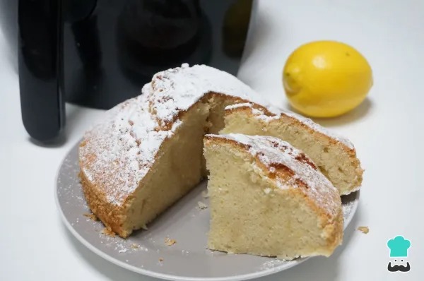 Bizcocho en freidora de aire - Receta FÁCIL