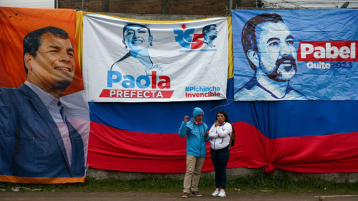 Ecuador celebra referéndum clave con la extradición como uno de los temas centrales