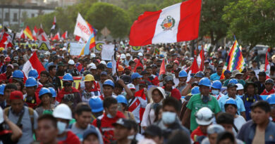 Comisión del Congreso de Perú rechaza debatir proyecto del Gobierno que adelanta elecciones