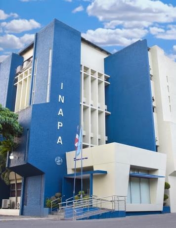 Empresa ha logrado casi 100 millones de pesos en licitaciones irregulares en Inapa