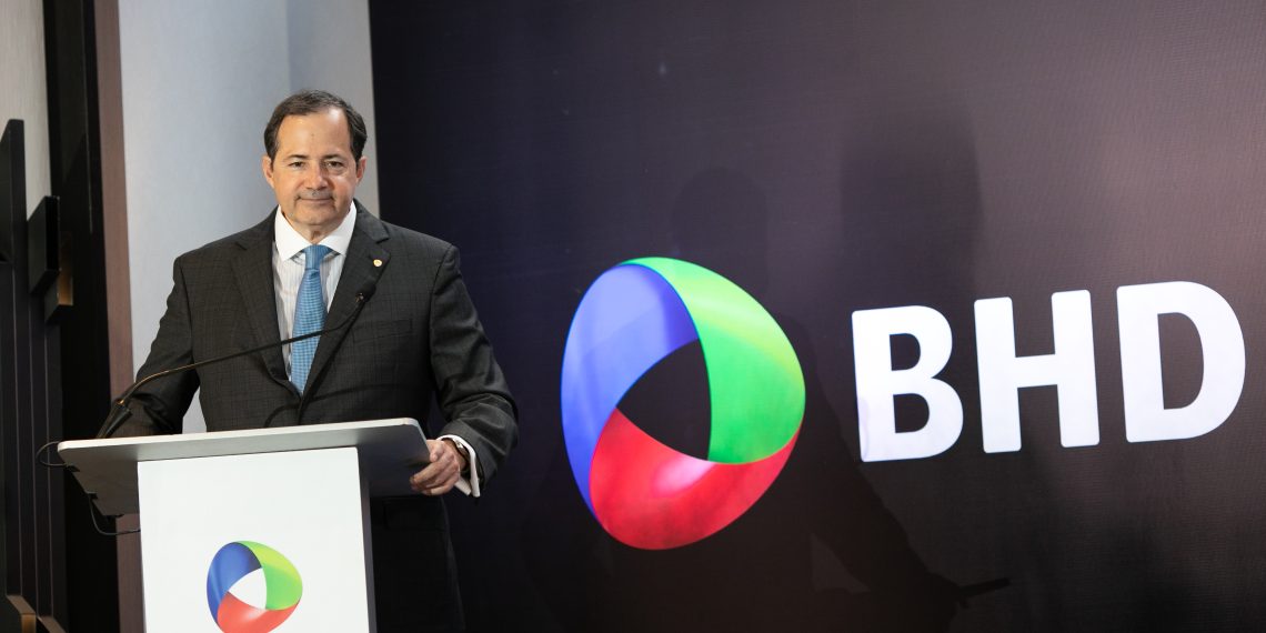 Steven Puig asume la presidencia del Banco BHD