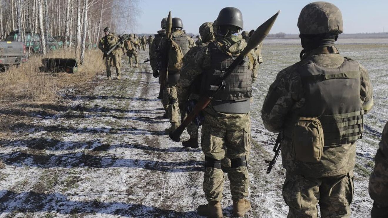 90 prisioneros de guerra rusos vuelven de Ucrania a Rusia