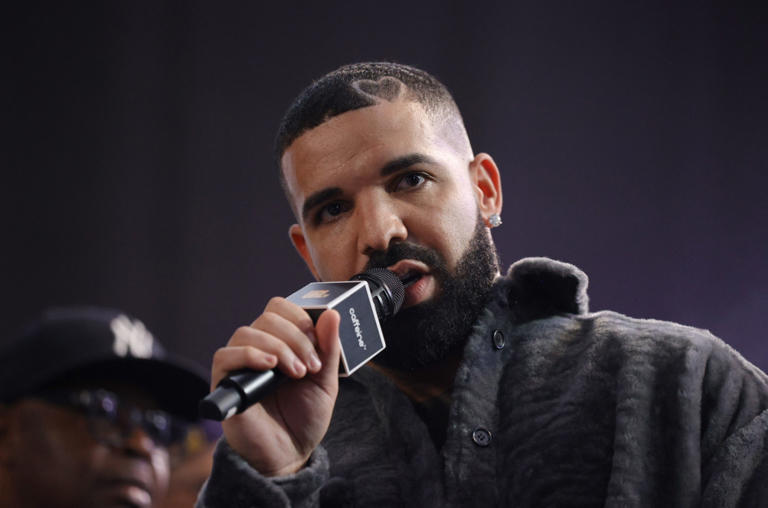 Drake perdió $400,000 al apostar que Jake Paul noquearía a Tommy Fury