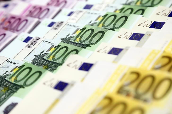 Dólar repunta porque datos laborales EEUU apuntan a mayor endurecimiento monetario de la Fed