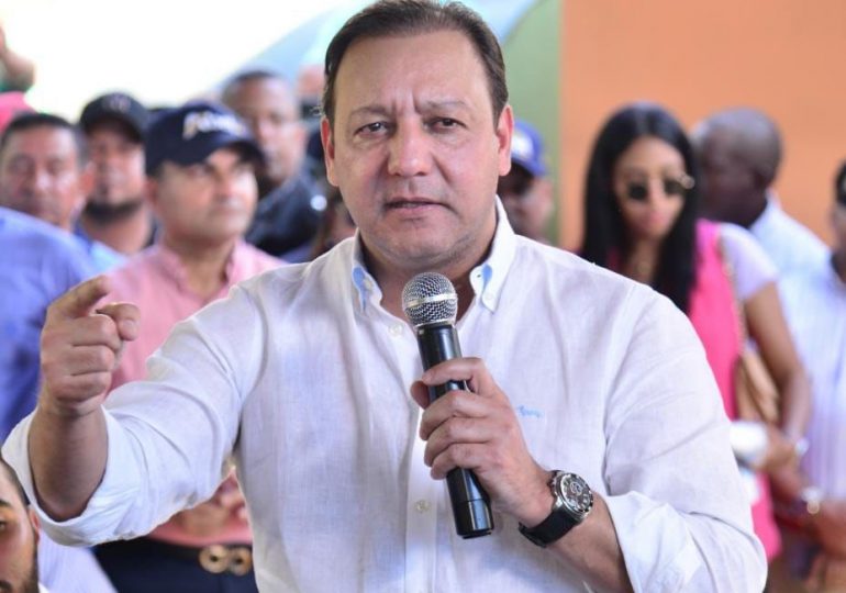 Abel defiende método de encuestas para escoger candidatos congresuales y municipales en PLD