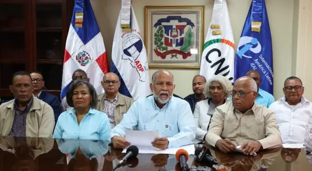 ADP asume lucha por mejor vida de jubilados