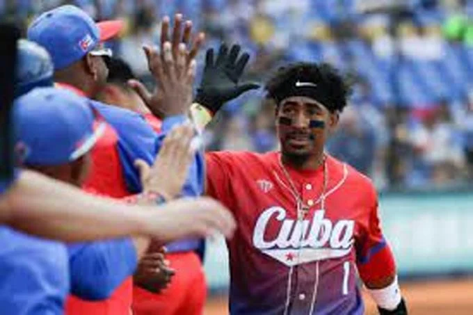 Cuba toma un respiro y gana su primer partido ante Panamá en el Clásico