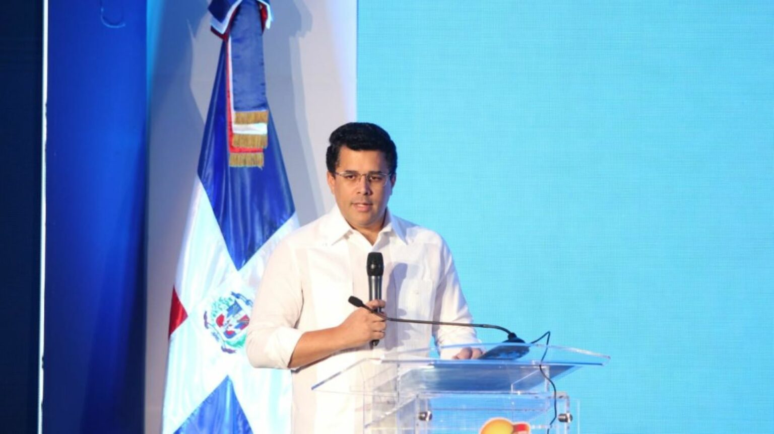 David Collado busca que el turismo sea competitivo en RD