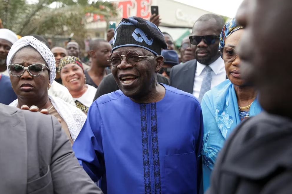 Elecciones en Nigeria: en medio de la tensión por el conteo, el candidato oficialista Bola Tinubu fue proclamado ganador