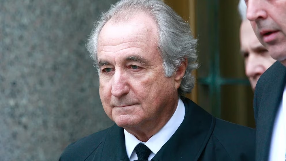 Dos hijos muertos por su culpa y el suicidio que falló: la tragedia de Madoff, el mayor estafador de Wall Street