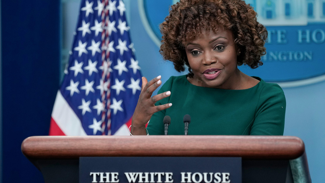 La portavoz de la Casa Blanca 'se inventa' la "República Popular de Rusia"