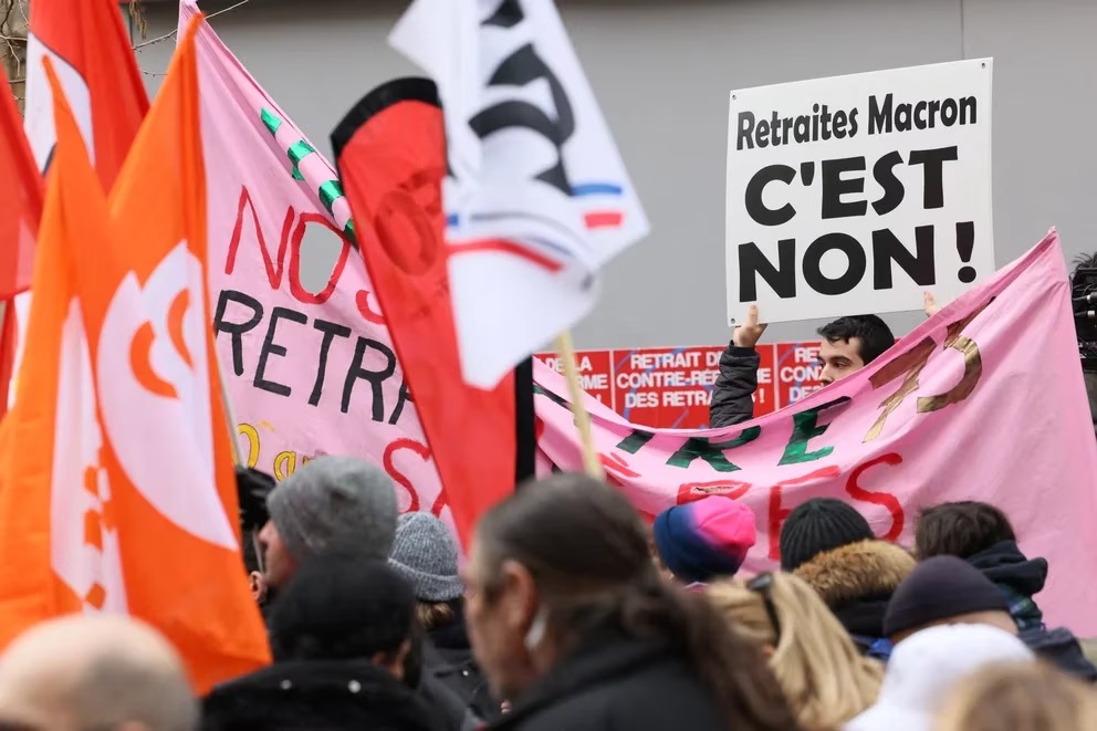 Los franceses se preparan para una nueva huelga masiva contra la reforma de las pensiones impulsada por Macron