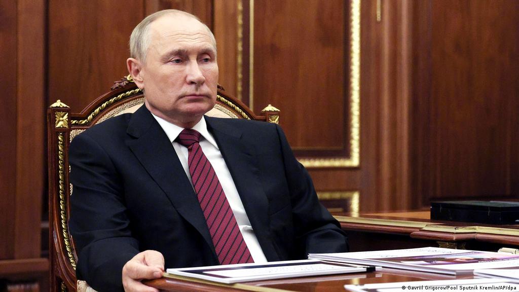 Suiza adopta el décimo paquete de sanciones contra Rusia